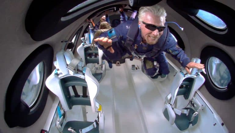 Gaji Ronaldo Space tour